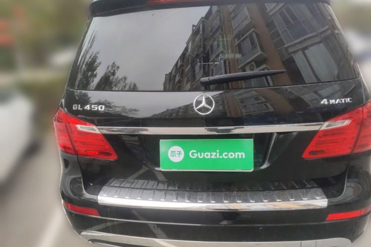 Used Mercedes-Benz GL-Class 2014 GL 400 4MATIC Dynamic Model Rear
