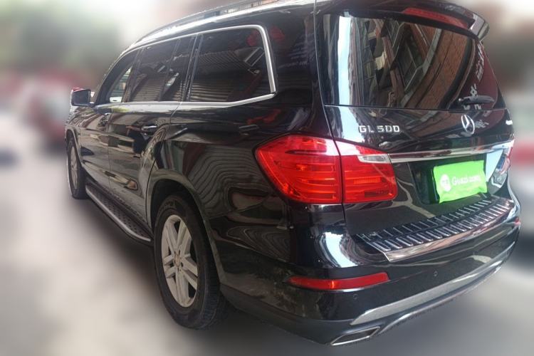 Used Mercedes-Benz GL-Class 2014 GL 400 4MATIC Dynamic Model Rear Left 45 Deg