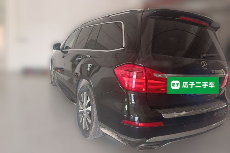 Used Mercedes-Benz GL-Class 2014 GL 400 4MATIC Dynamic Model Rear Left 45 Deg