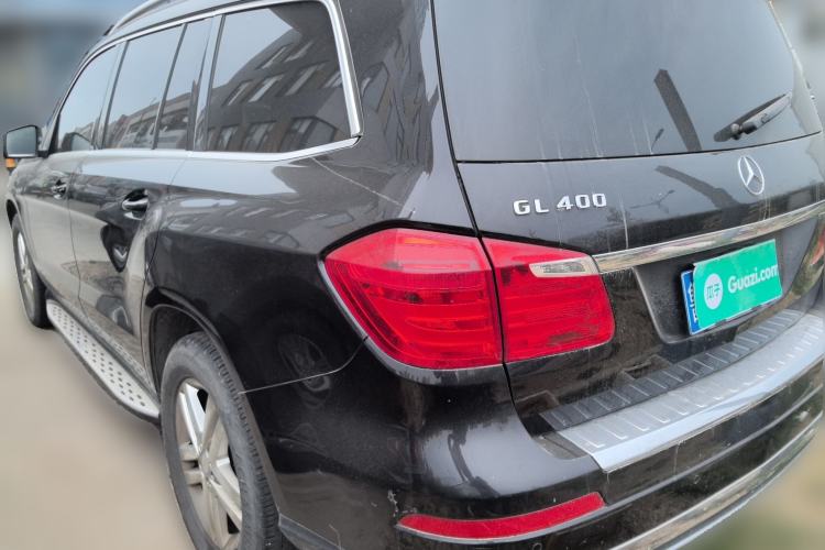 Used Mercedes-Benz GL-Class 2014 GL 400 4MATIC Dynamic Model Rear Left 45 Deg