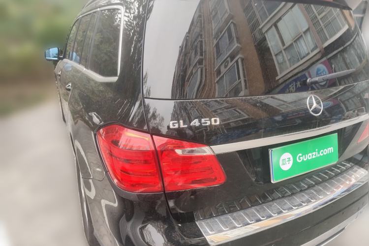Used Mercedes-Benz GL-Class 2014 GL 400 4MATIC Dynamic Model Rear Left 45 Deg