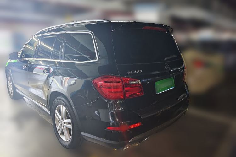 Used Mercedes-Benz GL-Class 2014 GL 400 4MATIC Dynamic Model Rear Left 45 Deg