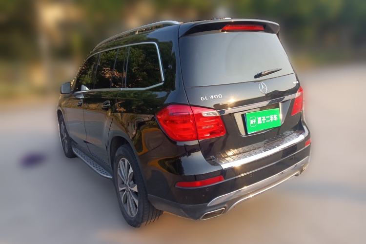 Used Mercedes-Benz GL-Class 2014 GL 400 4MATIC Luxury Model Rear Left 45 Deg