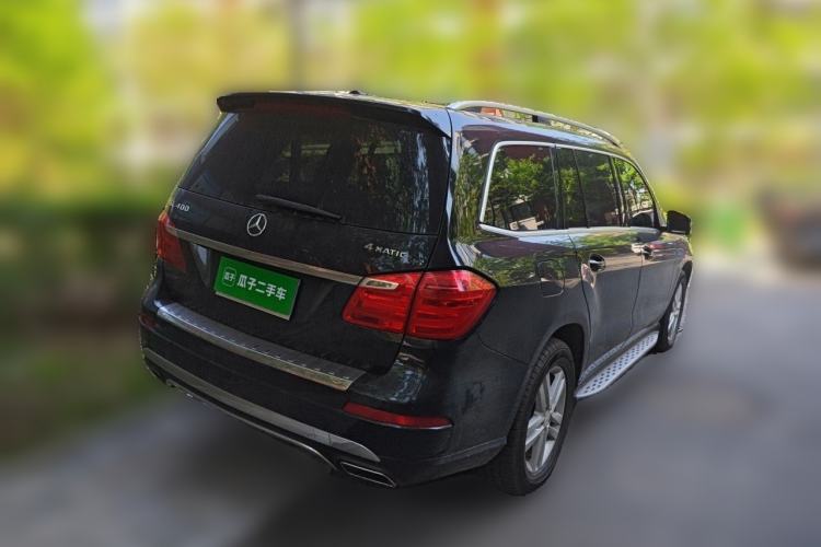 Used Mercedes-Benz GL-Class 2014 GL 400 4MATIC Dynamic Model Rear Right 45 Deg