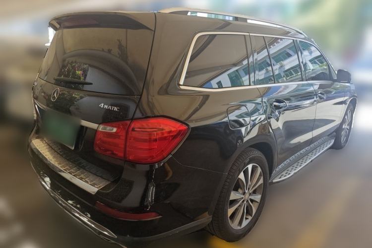 Used Mercedes-Benz GL-Class 2014 GL 400 4MATIC Luxury Model Rear Right 45 Deg