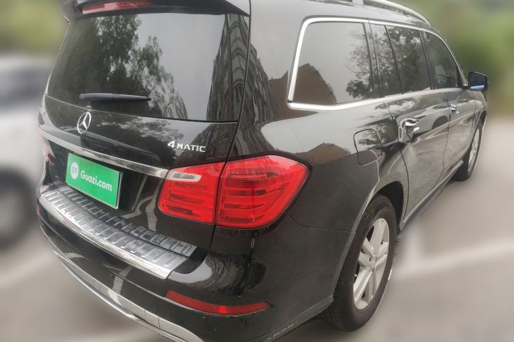Used Mercedes-Benz GL-Class 2014 GL 400 4MATIC Dynamic Model Rear Right 45 Deg