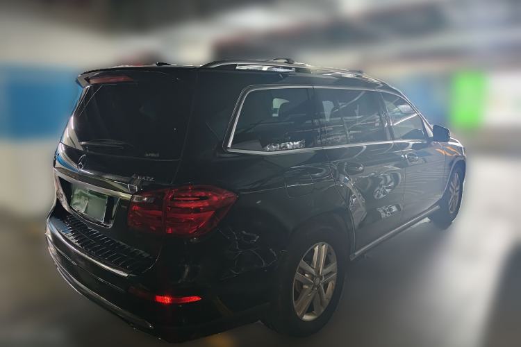Used Mercedes-Benz GL-Class 2014 GL 400 4MATIC Dynamic Model Rear Right 45 Deg