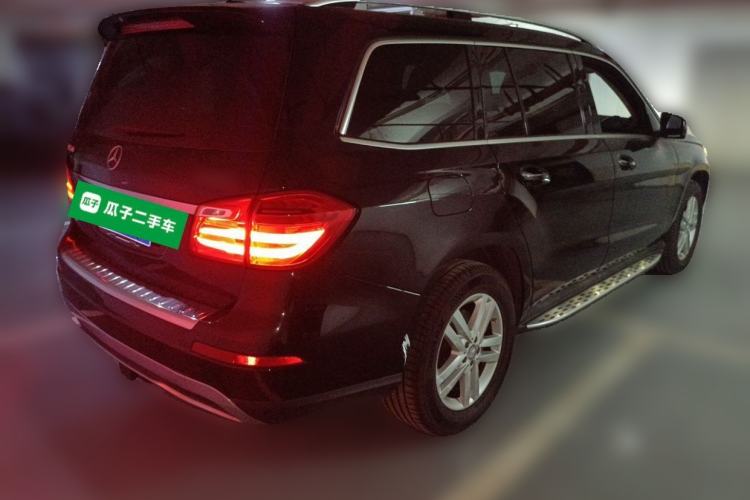 Used Mercedes-Benz GL-Class  Rear Right 45 Deg