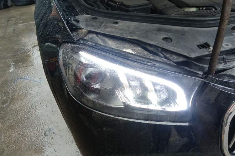 Used Mercedes-Benz GL-Class 2014 GL 400 4MATIC Dynamic Model Right Front Headlight