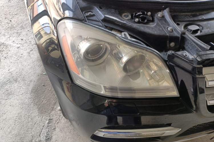 Used Mercedes-Benz GL-Class 2014 GL 350 CDI 4MATIC Right Front Headlight