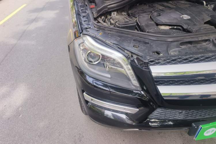 Used Mercedes-Benz GL-Class 2014 GL 400 4MATIC Dynamic Model Right Front Headlight