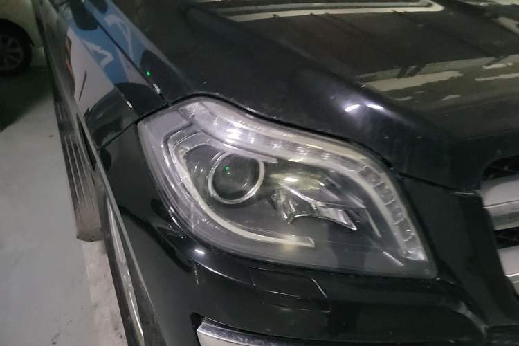 Used Mercedes-Benz GL-Class 2014 GL 400 4MATIC Dynamic Model Right Front Headlight