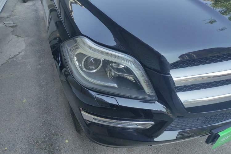 Used Mercedes-Benz GL-Class 2014 GL 350 CDI 4MATIC Right Front Headlight
