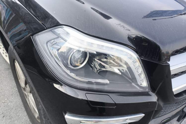 Used Mercedes-Benz GL-Class 2014 GL 400 4MATIC Dynamic Model Right Front Headlight