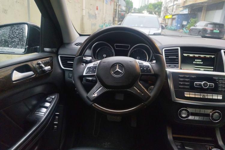 Used Mercedes-Benz GL-Class  Steering Wheel
