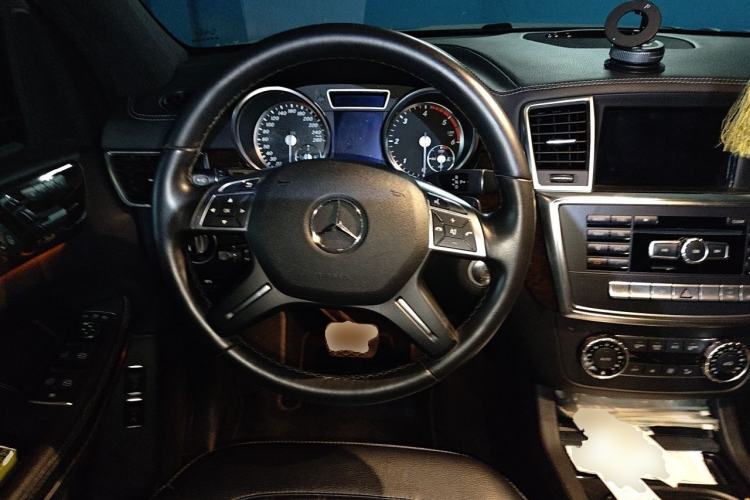 Used Mercedes-Benz GL-Class 2014 GL 350 CDI 4MATIC Steering Wheel