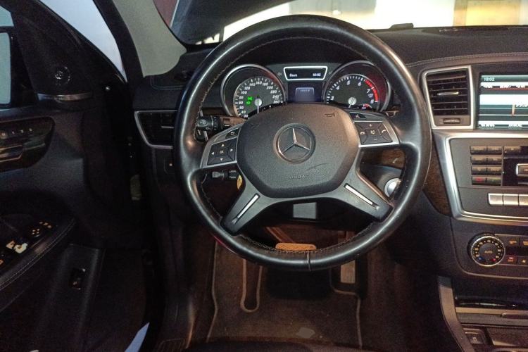 Used Mercedes-Benz GL-Class  Steering Wheel