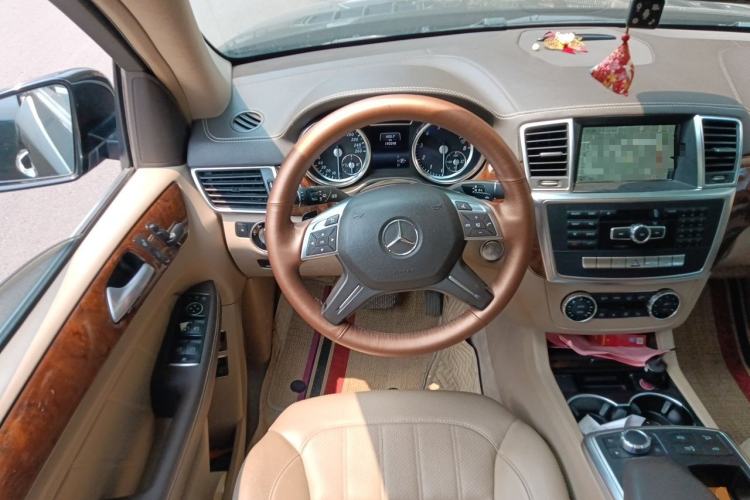Used Mercedes-Benz GL-Class  Steering Wheel