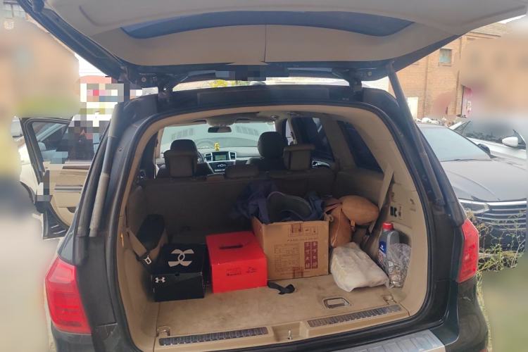 Used Mercedes-Benz GL-Class 2014 GL 350 CDI 4MATIC Trunk