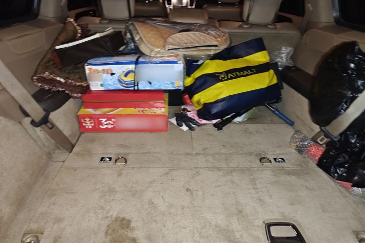 Used Mercedes-Benz GL-Class 2014 GL 350 CDI 4MATIC Trunk