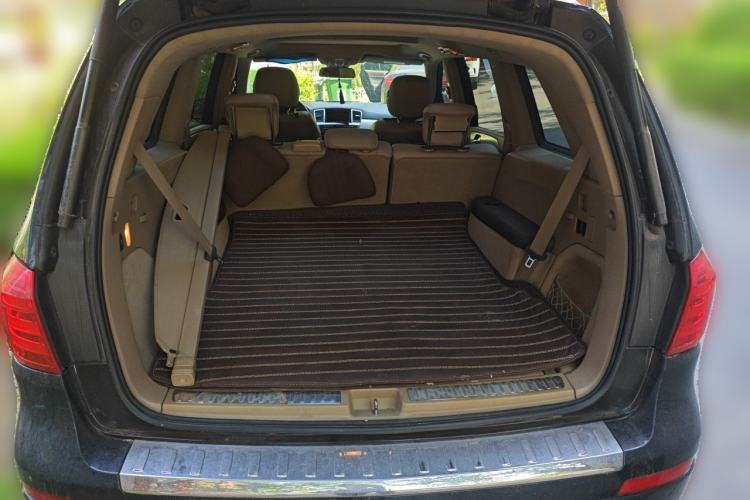 Used Mercedes-Benz GL-Class 2014 GL 400 4MATIC Dynamic Model Trunk