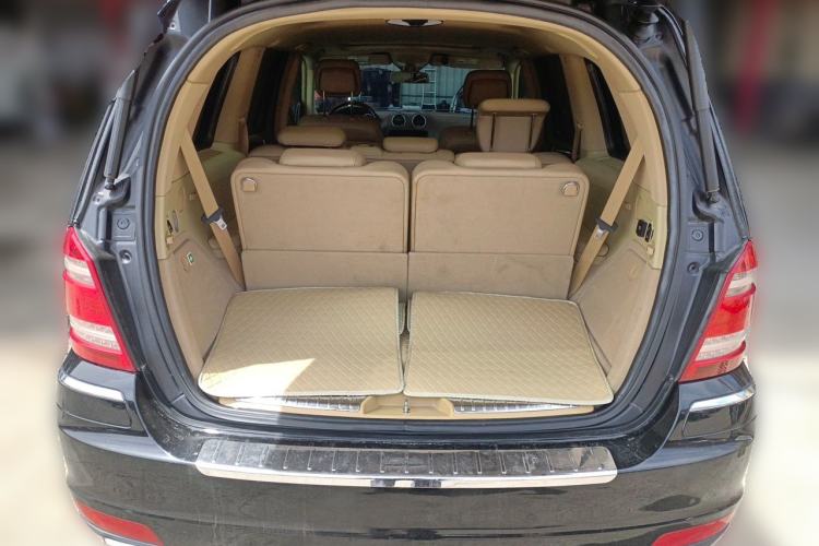 Used Mercedes-Benz GL-Class 2014 GL 350 CDI 4MATIC Trunk