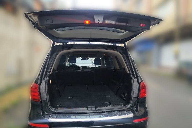Used Mercedes-Benz GL-Class  Trunk