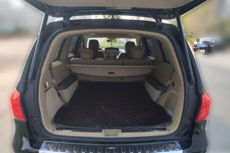 Used Mercedes-Benz GL-Class 2014 GL 350 CDI 4MATIC Trunk
