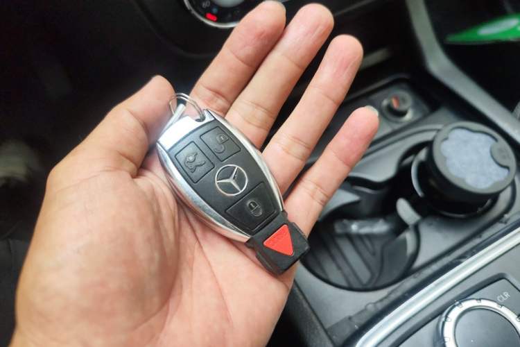 Used Mercedes-Benz GL-Class  Vehicle Key