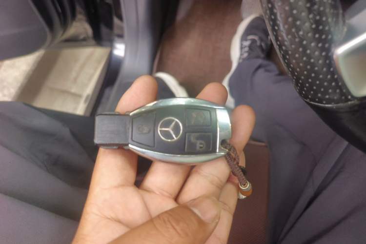 Used Mercedes-Benz GL-Class 2014 GL 400 4MATIC Dynamic Model Vehicle Key