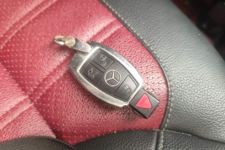 Used Mercedes-Benz GL-Class 2014 GL 400 4MATIC Dynamic Model Vehicle Key