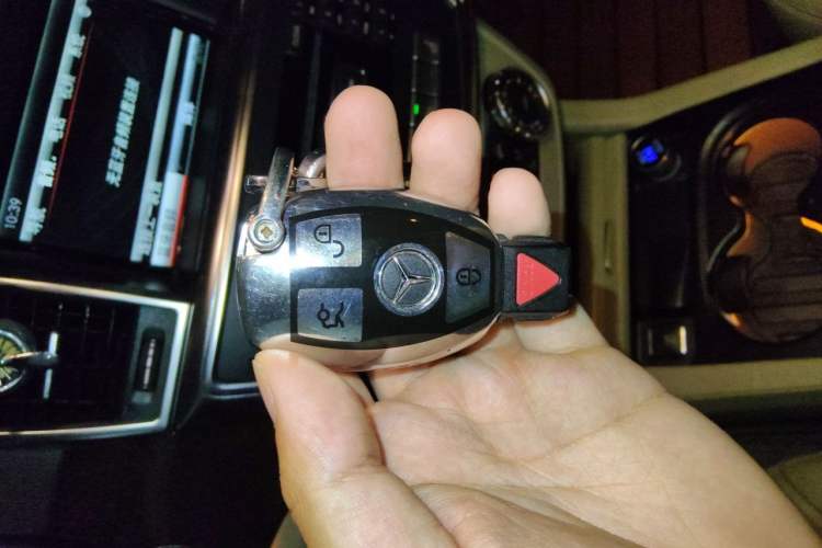 Used Mercedes-Benz GL-Class  Vehicle Key