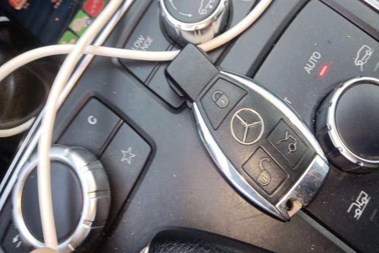 Used Mercedes-Benz GL-Class 2014 GL 400 4MATIC Luxury Model Vehicle Key