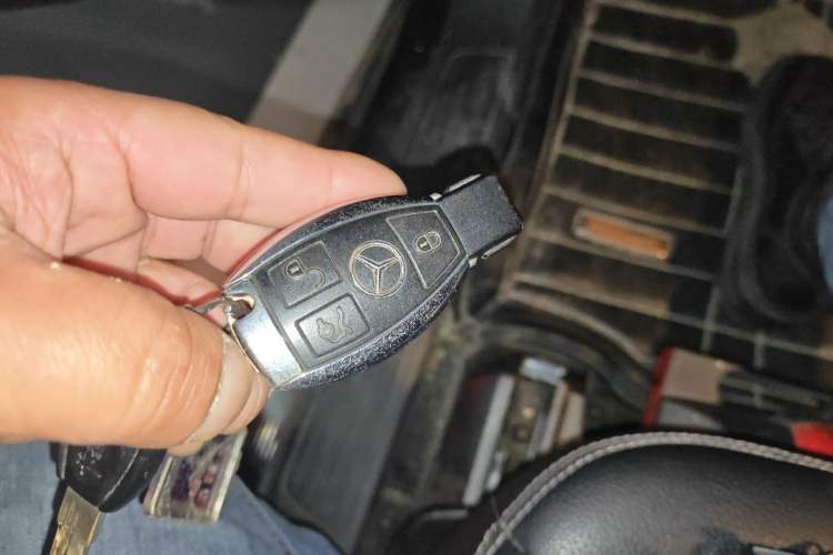 Used Mercedes-Benz GL-Class 2014 GL 400 4MATIC Dynamic Model Vehicle Key