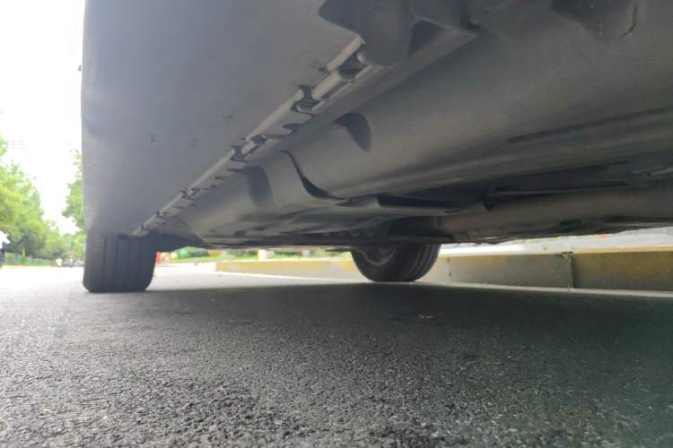 Used Mercedes-Benz GL-Class 2014 GL 350 CDI 4MATIC Chassis Rear Left