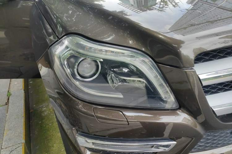 Used Mercedes-Benz GL-Class 2014 GL 350 CDI 4MATIC Right Front Headlight
