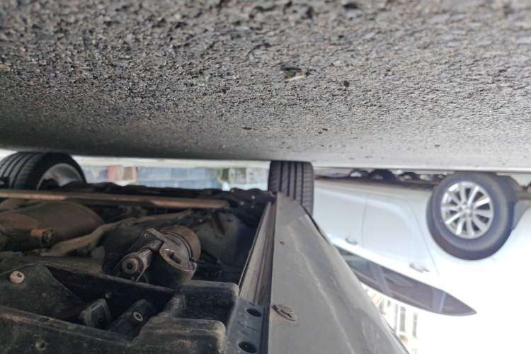 Used Mercedes-Benz GL-Class 2014 GL 350 CDI 4MATIC Chassis Rear Left
