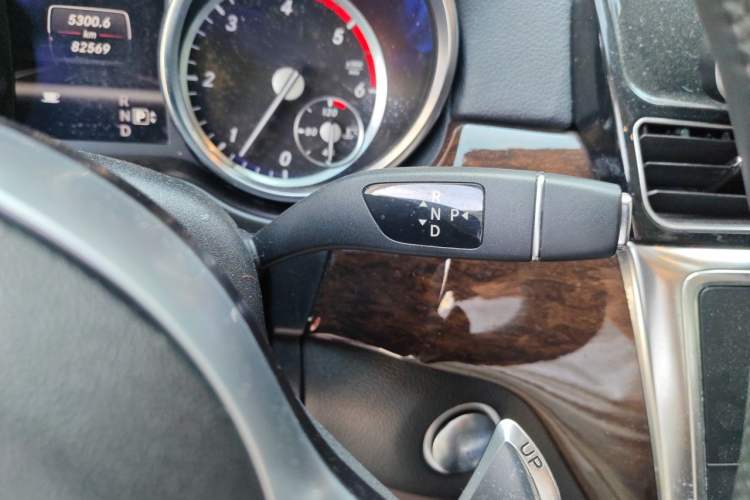 Used Mercedes-Benz GL-Class 2014 GL 350 CDI 4MATIC Gear Lever
