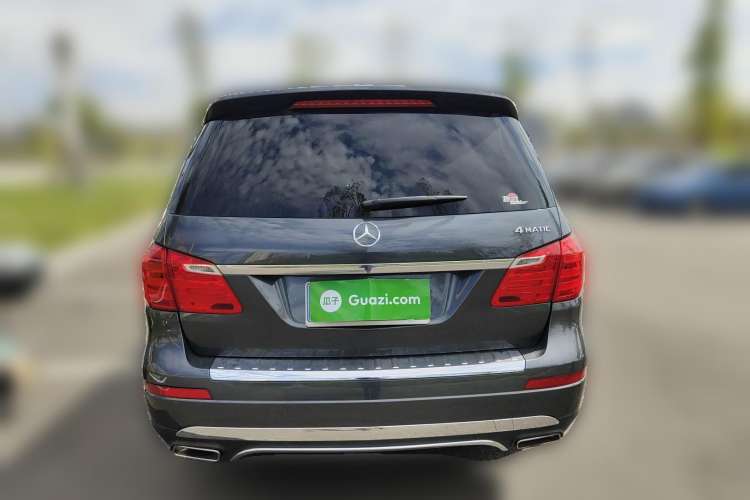 Used Mercedes-Benz GL-Class 2014 GL 400 4MATIC Dynamic Model Rear