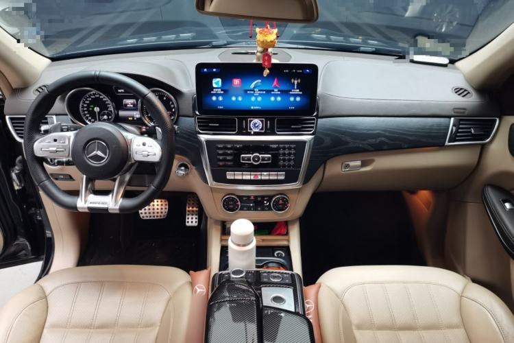 Used Mercedes-Benz GL-Class 2014 GL 400 4MATIC Dynamic Model Center Console
