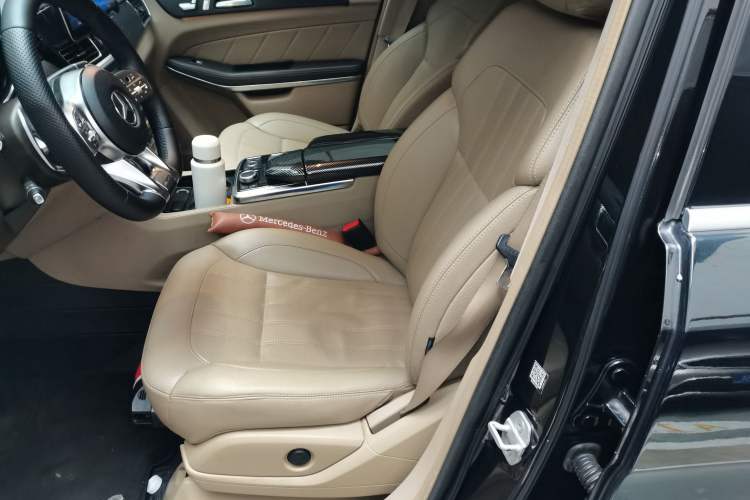 Used Mercedes-Benz GL-Class 2014 GL 400 4MATIC Dynamic Model Left Front Seat