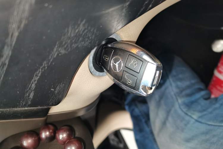 Used Mercedes-Benz GL-Class 2014 GL 400 4MATIC Dynamic Model Vehicle Key