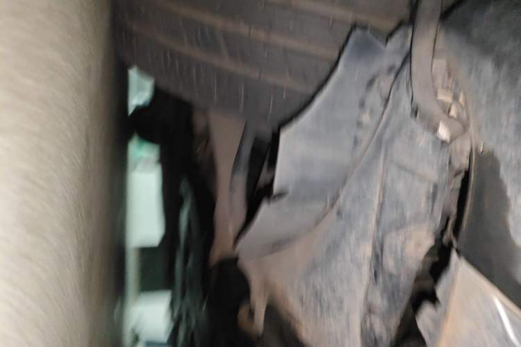 Used Mercedes-Benz GL-Class 2014 GL 400 4MATIC Dynamic Model Chassis Front Right