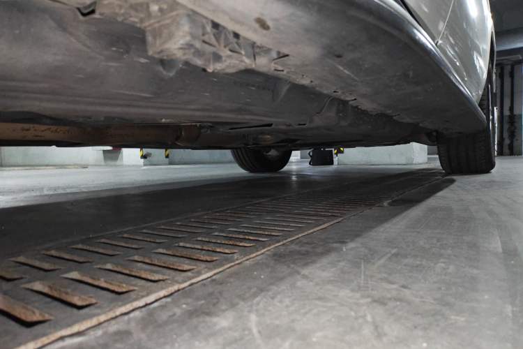 Used Mercedes-Benz GL-Class 2014 GL 350 CDI 4MATIC Chassis Rear Right