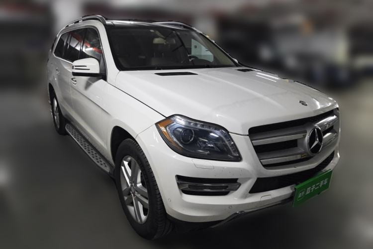 Used Mercedes-Benz GL-Class 2014 GL 350 CDI 4MATIC Front Right 45 Deg