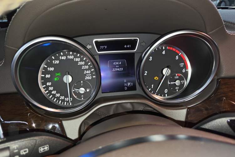 Used Mercedes-Benz GL-Class 2014 GL 350 CDI 4MATIC Instrument Cluster