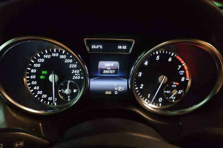 Used Mercedes-Benz GL-Class 2014 GL 400 4MATIC Dynamic Model Instrument Cluster