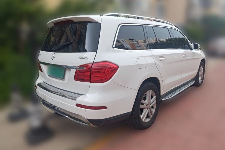 Used Mercedes-Benz GL-Class  Rear Right 45 Deg