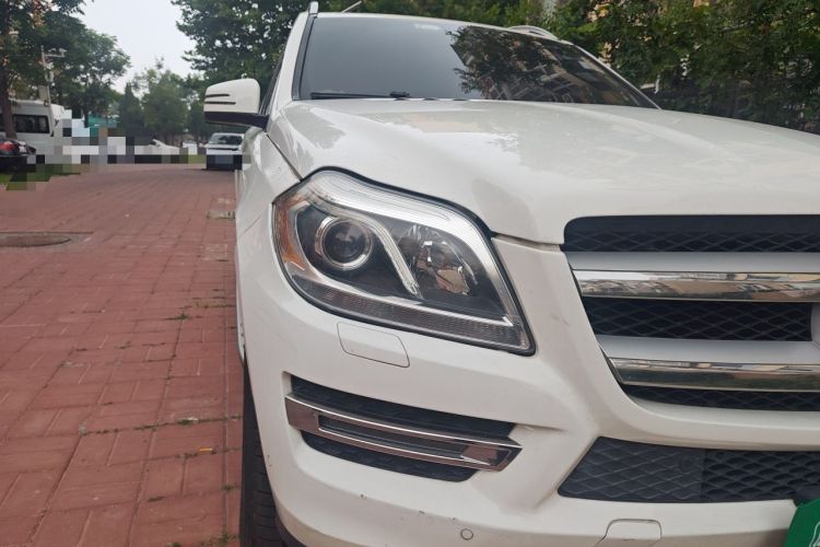 Used Mercedes-Benz GL-Class  Right Front Headlight