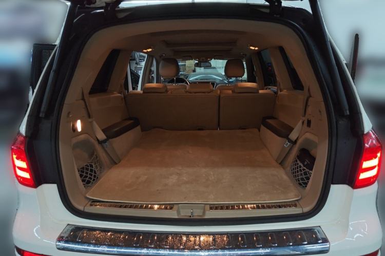 Used Mercedes-Benz GL-Class 2014 GL 350 CDI 4MATIC Trunk